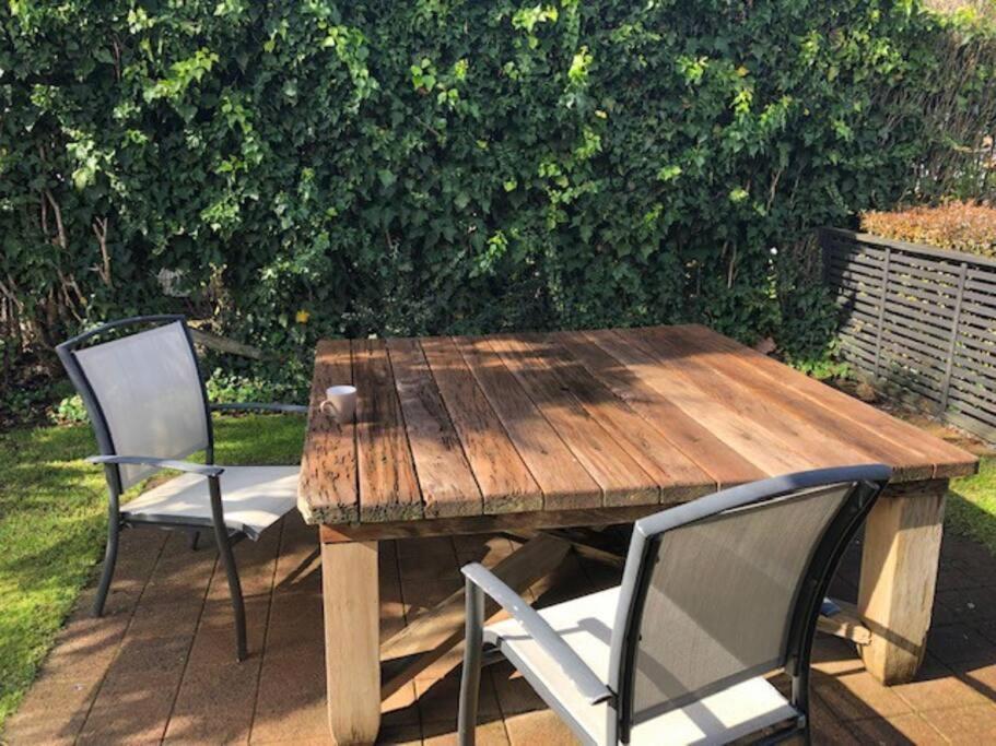 Sunny, Quiet, 2-Bedroom Unit In Fabulous Location! Cambridge Zewnętrze zdjęcie